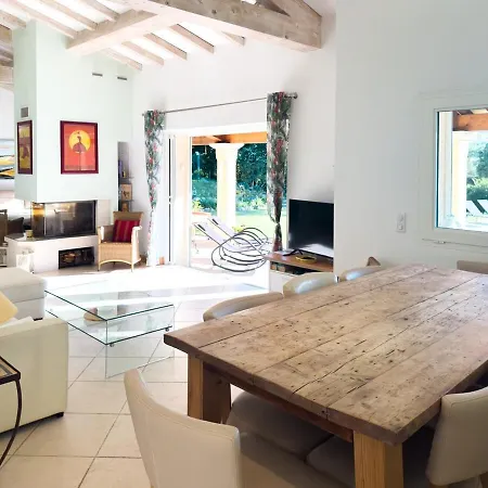 Villa Exclusive Authentic Riviera - Private Pool, Petanque Court, Panoramic Mediterranean Sea & Esterel Mountain Views