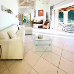 Villa Exclusive Authentic Riviera - Private Pool, Petanque Court, Panoramic Mediterranean Sea & Esterel Mountain Views *