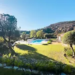 Villa Exclusive Authentic Riviera - Private Pool, Petanque Court, Panoramic Mediterranean Sea & Esterel Mountain Views Saint-Raphaël