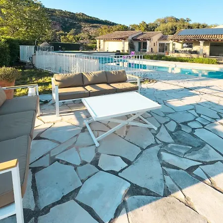 Exclusive Authentic Riviera - Private Pool, Petanque Court, Panoramic Mediterranean Sea & Esterel Mountain Views ヴィラ