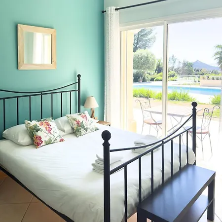 Exclusive Authentic Riviera - Private Pool, Petanque Court, Panoramic Mediterranean Sea & Esterel Mountain Views Saint-Raphaël