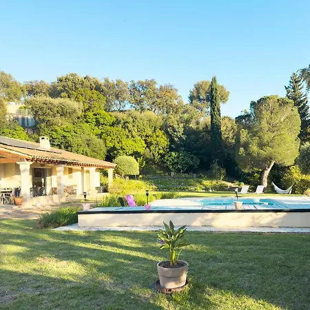 Exclusive Authentic Riviera - Private Pool, Petanque Court, Panoramic Mediterranean Sea & Esterel Mountain Views ヴィラ Saint-Raphaël